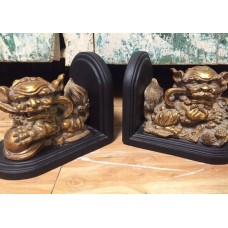 ANTIQUE GOLD FINISHED BOOK ENDS CHINESE FOO DOGS   163159141085